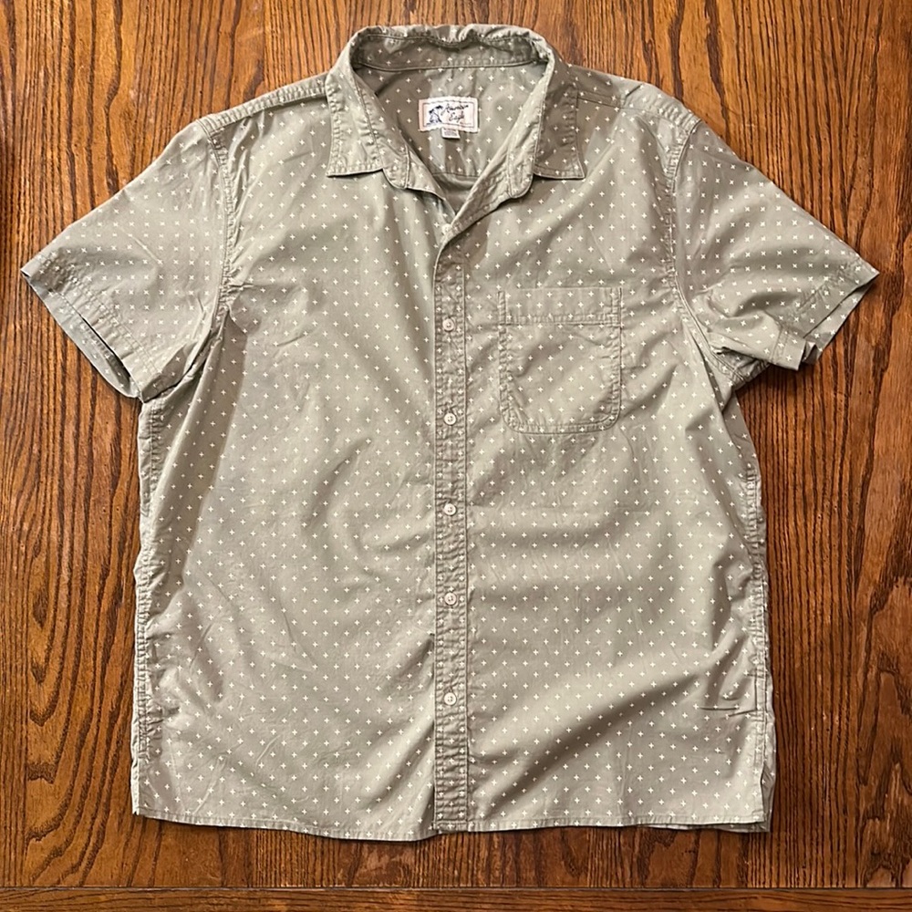 American Eagle Men’s casual button down size XL, green